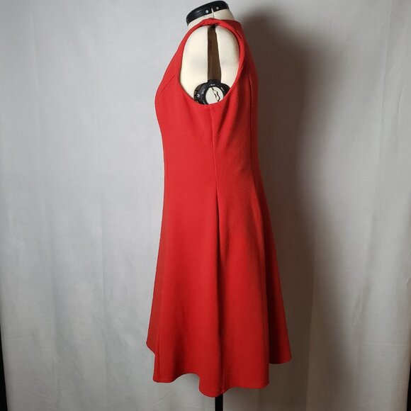 London Times Red Fit & Flare Dress Shoulder Detail Knee Length V Neck Size 14 - Picture 2 of 14